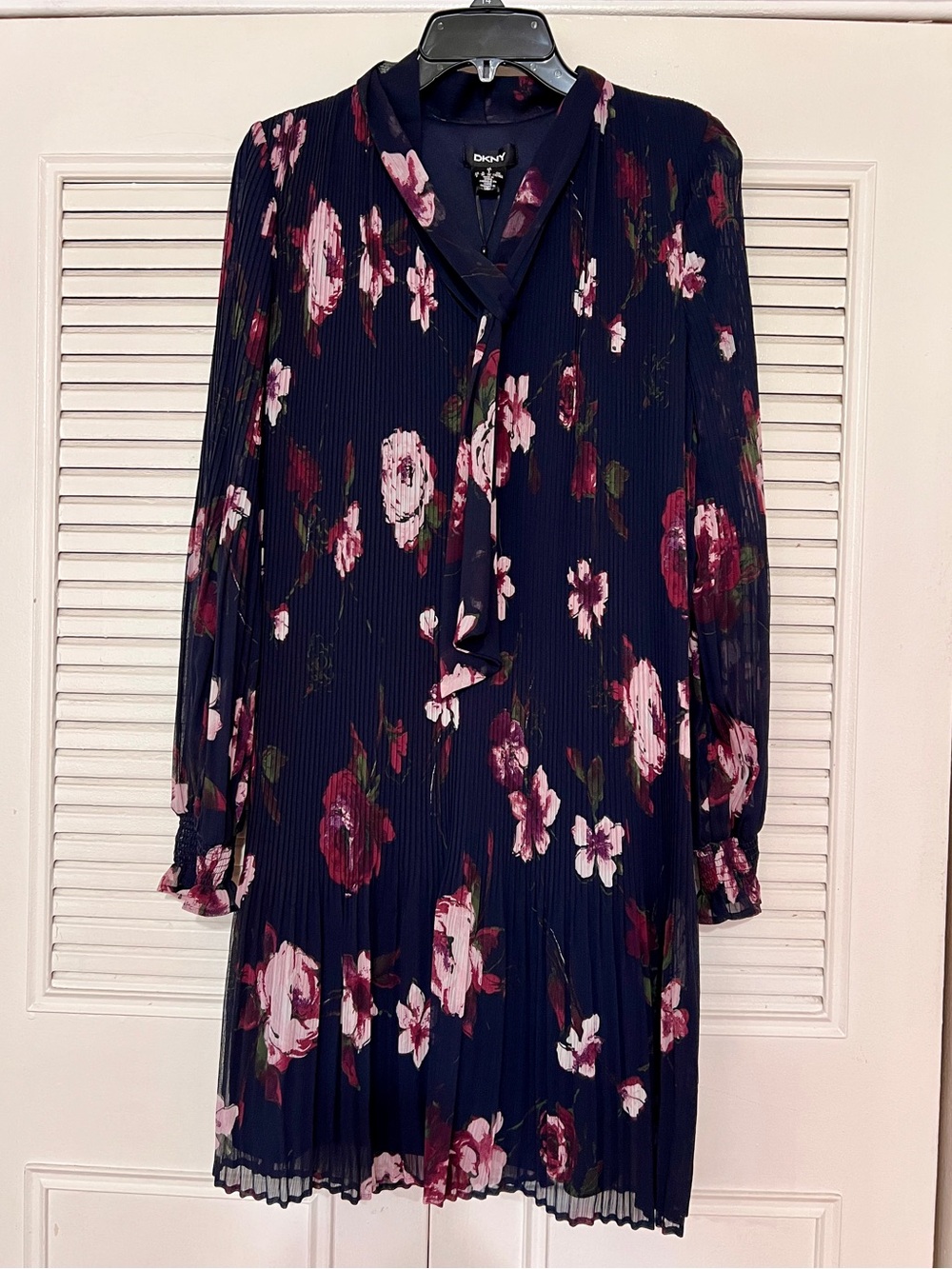 DKNY Navy Floral Long-Sleeve Pleated Tie-Neck Dress